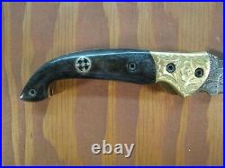 HANDMADE 7.4 DAMASCUS FOLDING KNIFE Buffalo Horn Carved Engraved Brass Handle