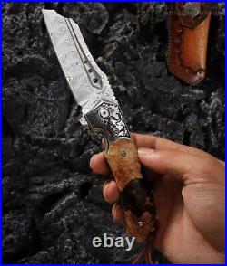 High Quality Hunting Knife Vg10 Damascus Folding Knives Blood Grooved with Sheath