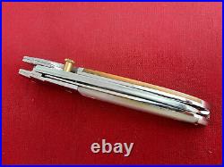 Rare Suchat Jangtanong Custom Folding Knife Damascus Steel White Pearl Arts Sc52