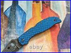 Spyderco Stretch 2XL, DPS15 Damascus/VG-10 Plain Blade, Blue Nishijin Handle